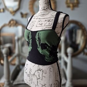 Teenage Runaway Indie Sleaze Goth Skull Design Crop Top Medium
